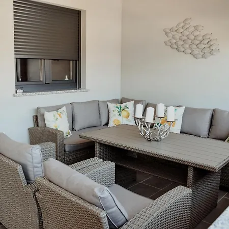 Holiday home Casa Zomabria *