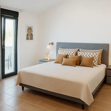 Casa Zomabria *